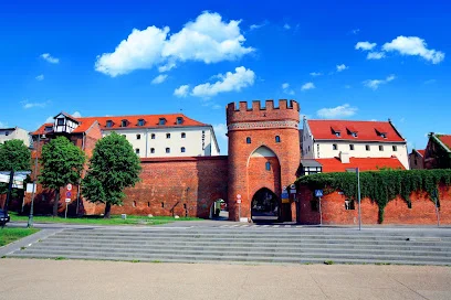 Spichrz Szwedzki (Mostowa 1) / Hotel Spichrz